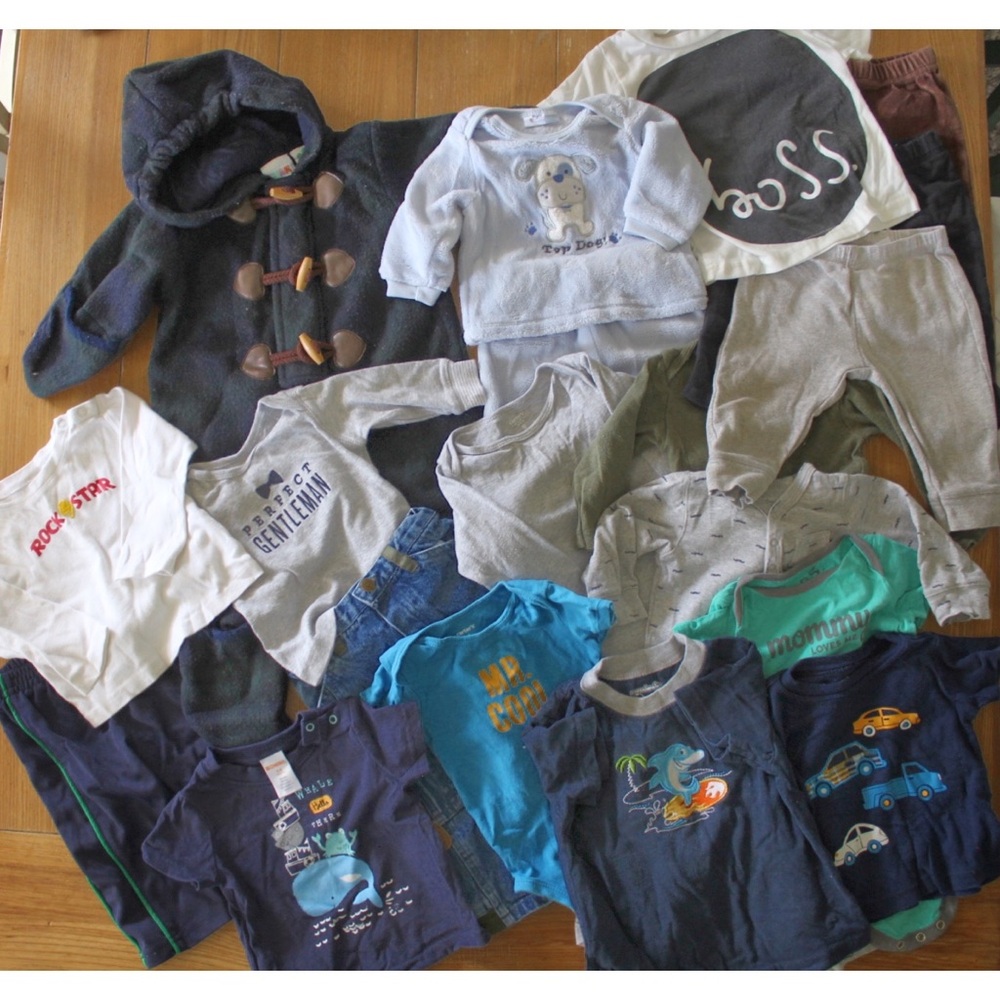 Boys (19 Piece) Preowned Bundle Lot  Snowsuit, Sweaters, Pants Cool Weather